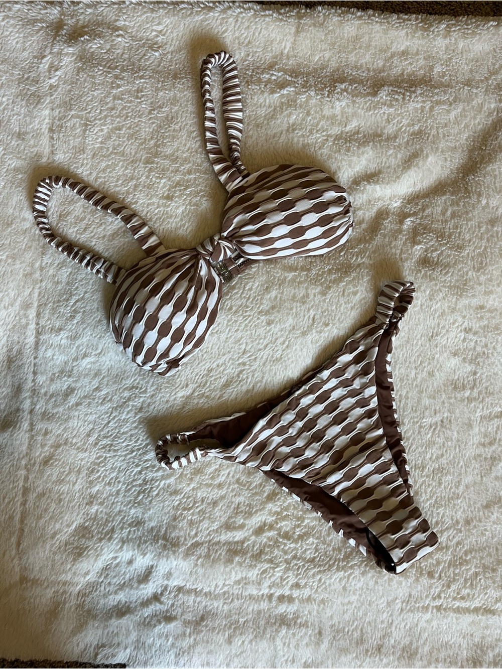 Amazon Brown and White Patterned Women’s Bikini Set. NWOT
